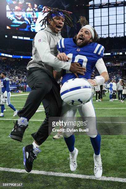 Gardner Minshew of the Indianapolis Colts celebrates after the game against the Las Vegas Raiders at Lucas Oil Stadium on December 31, 2023 in...