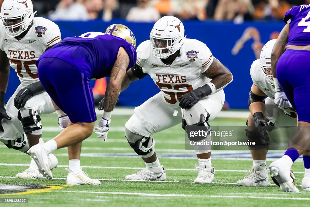 COLLEGE FOOTBALL: JAN 01 CFP Semifinal - Allstate Sugar Bowl - Texas vs Washington