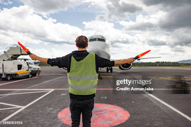 Aircraft Marshalling Photos and Premium High Res Pictures - Getty Images