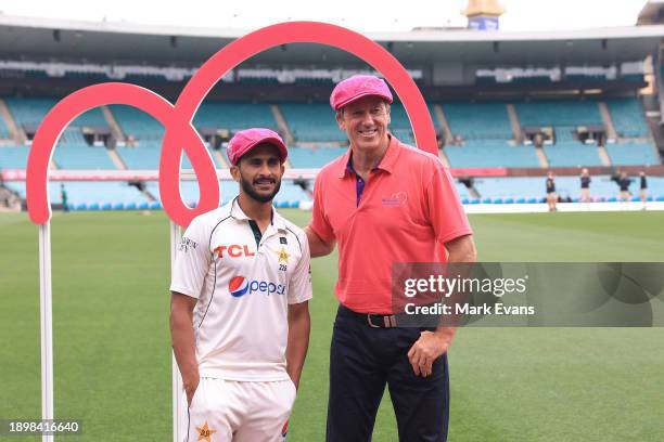 Glenn McGrath poses for a photo with Hasan Ali of Pakistan before a team photo ahead of the Third Test Match between Australia and Pakistan at Sydney...