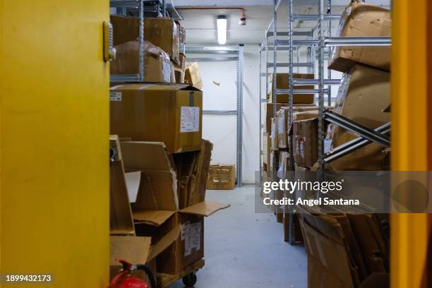 Messy Racking Storage 3,747 Messy Store Stock Photos, High-Res Pictures, and Images - Getty ...