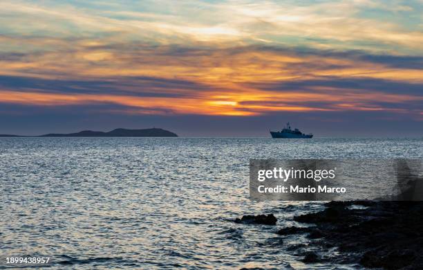 sunset in ibiza - café del mar spanien bildbanksfoton och bilder