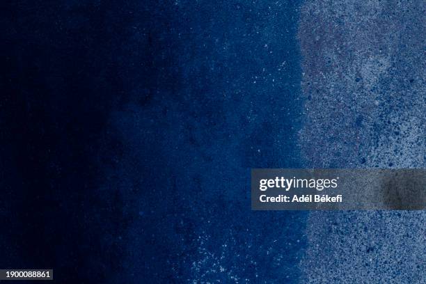 blue texture - sol en ciment photos et images de collection