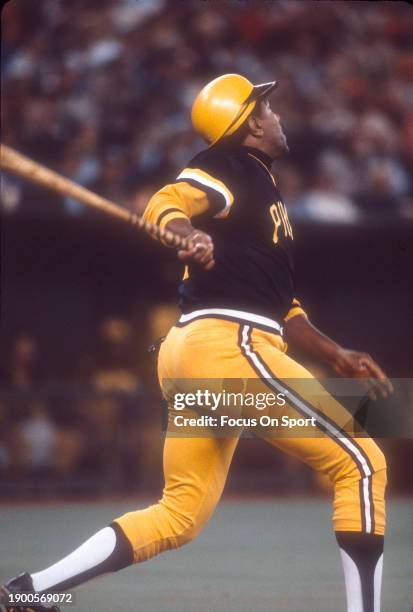 Willie Stargell of the Pittsburgh Pirates bats against the Cincinnati Reds during a Major League Baseball game circa 1978 at Riverfront Stadium in...