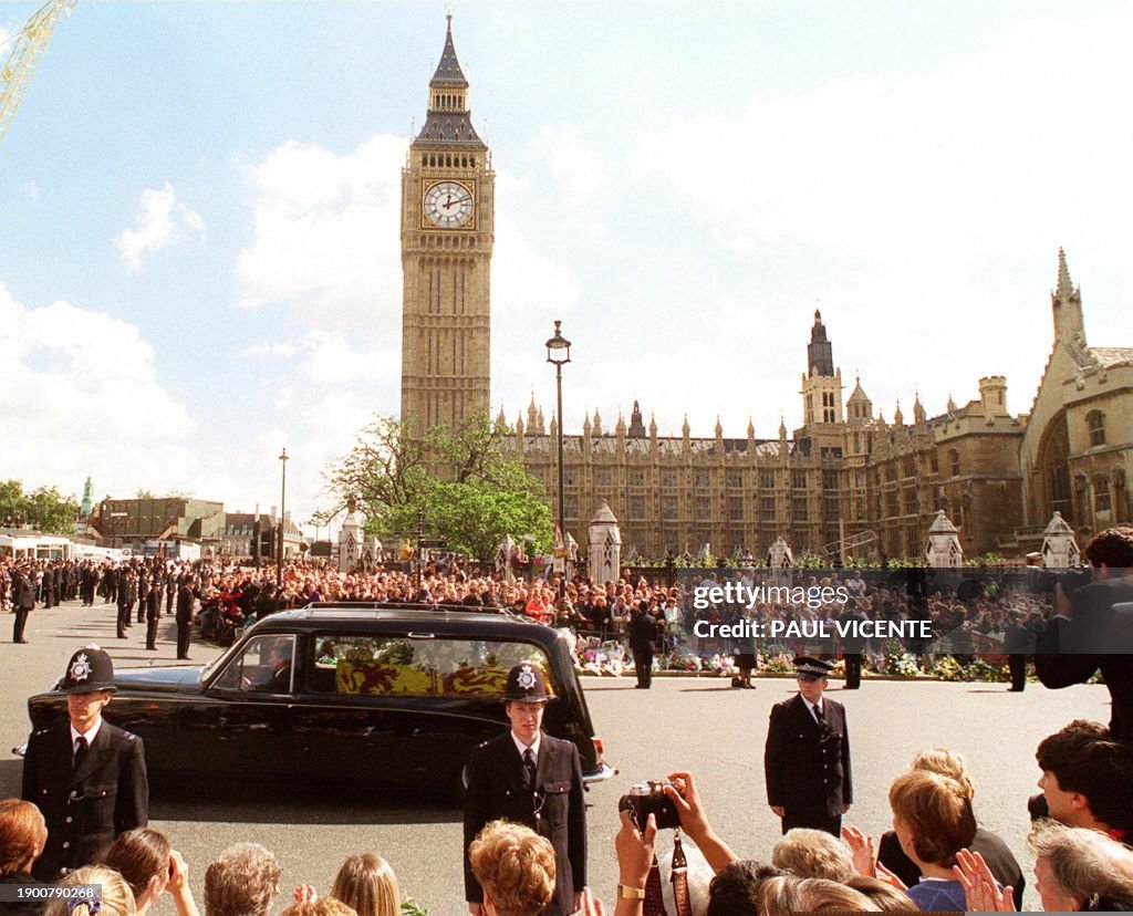DIANA-FUNERAL-BIG BEN