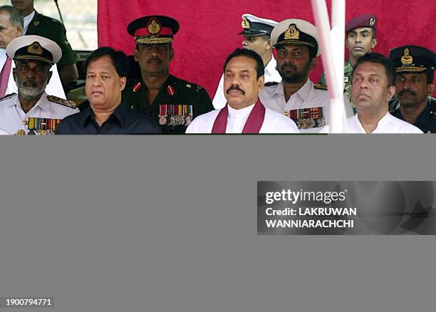 N R Mahida 28 Mahida Stock Photos, High-Res Pictures, and Images - Getty Images