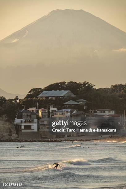 mt. fuji and sunset beach in kanagawa of japan - shonan stock pictures, royalty-free photos & images