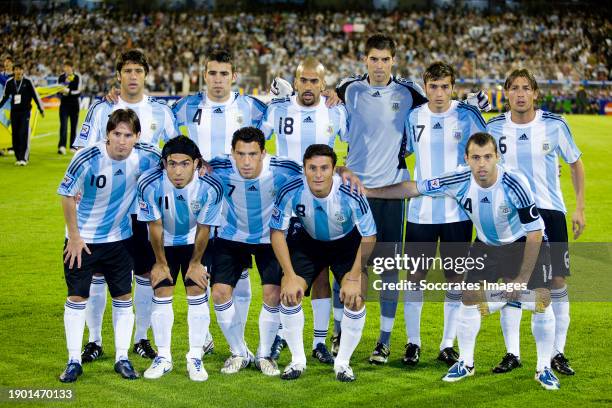 Argentina Teamphoto standing Sebastian Dominguez, Nicolas Ottamendi, Juan Sebastian Veron, Mariano Andujar, Jesus Datolo, Gabriel Heinze below Lionel...