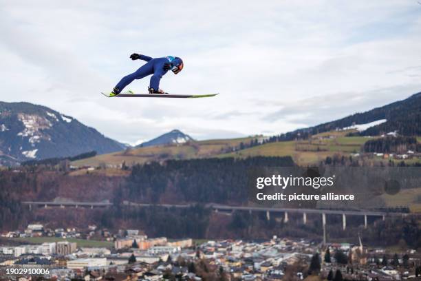 January 2024, Austria, Bischofshofen: Nordic skiing/ski jumping: World Cup, Four Hills Tournament, large hill, men, qualification, training: Pius...