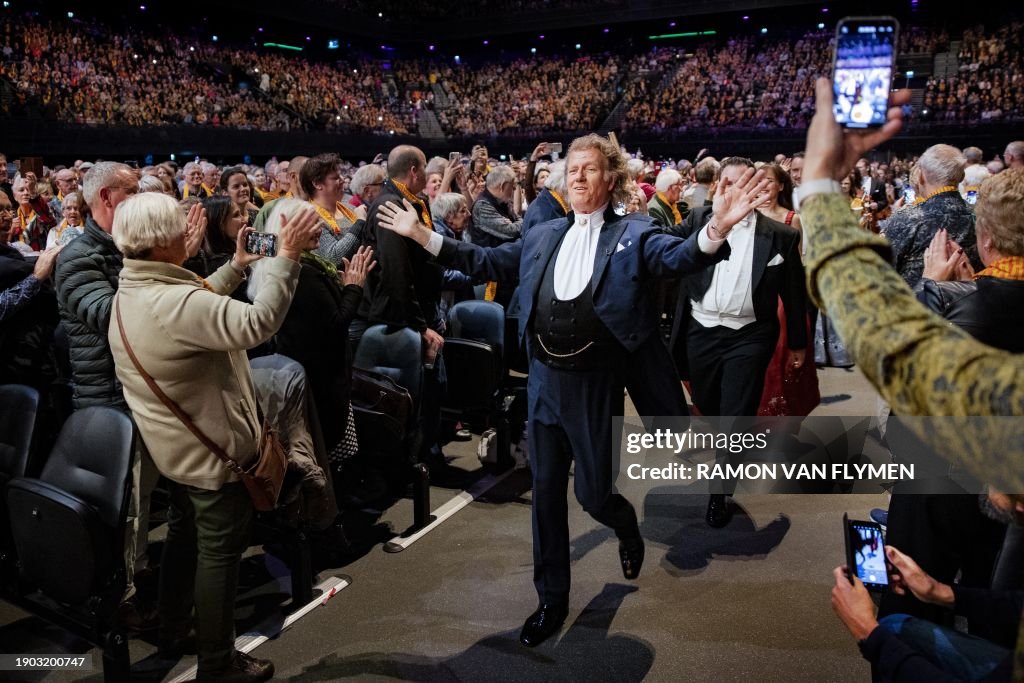 Andre Rieu Audience Dutch violinist Andre Rieu is greeted by the audience during a New ...