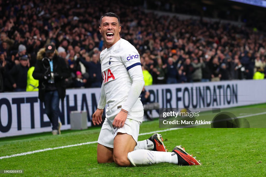 Tottenham Hotspur v Burnley - Emirates FA Cup Third Round