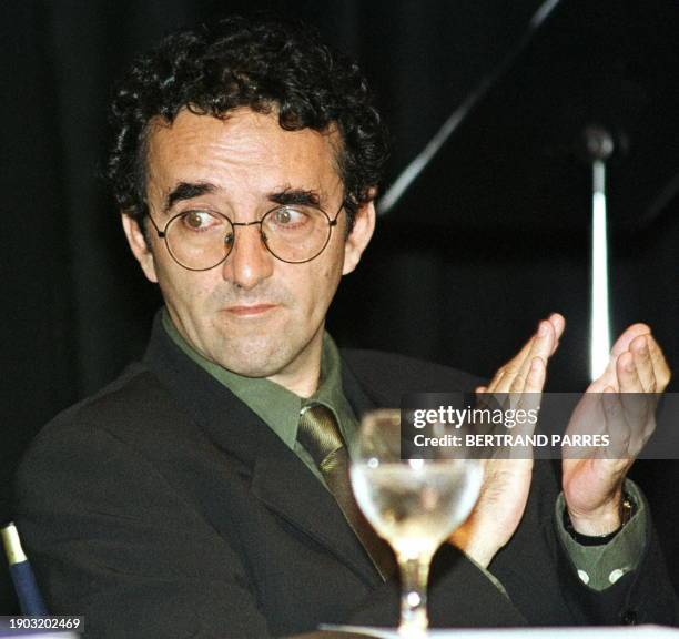 Foto tomada el 02 de agosto de 1999 del escritor chileno residente en España Roberto Bolano, en Caracas, Venezuela. Bolaño, ganador del premio Rómulo...