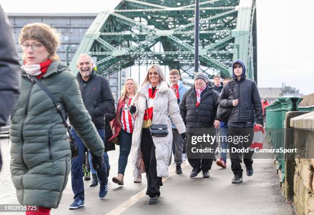 Bridge Fans 4,583 Sunderland Bridge Stock Photos, High-Res Pictures, and Images ...