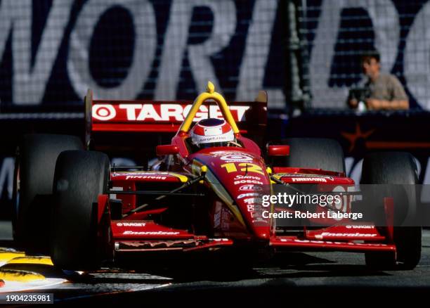 Jimmy Vasser from the United States drives the Target Chip Ganassi Racing Lola B2K/00 Toyota RV8E during the Championship Auto Racing Teams 2000...