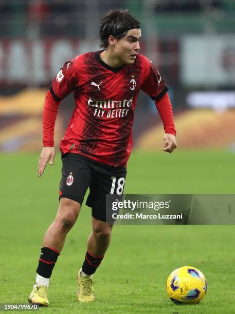 Luka Romero of AC Milan controls the ball during the Coppa Italia match between AC Milan and Cagliari Calcio at Stadio Giuseppe Meazza on January 02,...