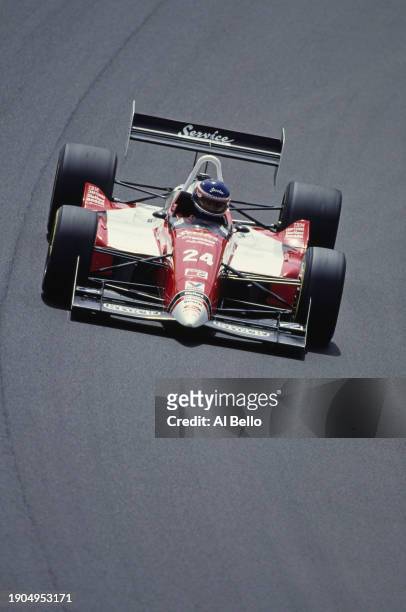 Willy T Ribbs from the United States drives the Walker Racing Lola T94/00 Ford Cosworth XB during the Championship Auto Racing Teams 1994 PPG CART...