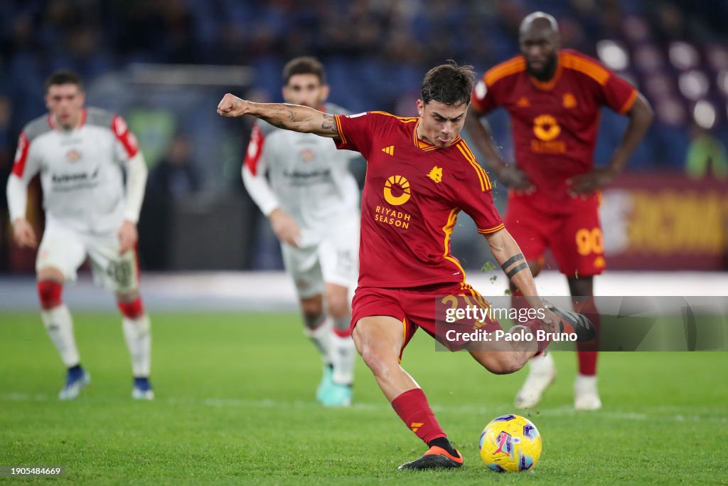 AS Roma v Cremonese - Coppa Italia Round of 16