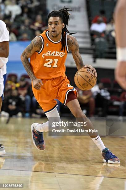 Emoni Bates of the Cleveland Charge driving down court during the game against the Santa Cruz Warriors on January 06, 2024 in Cleveland, Ohio at the...