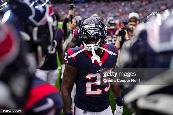 Tennessee Titans v Houston Texans Tennessee Titans v Houston Texans