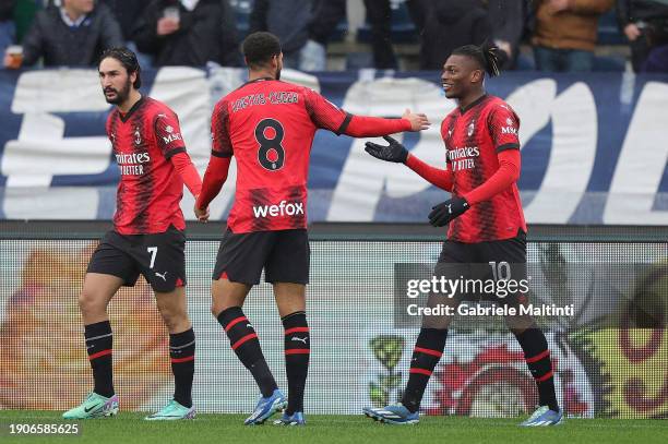 Ruben Loftus-Cheek of AC Milan celebrates after scoring a goal during the Serie A TIM match between Empoli FC and AC Milan at Stadio Carlo Castellani...