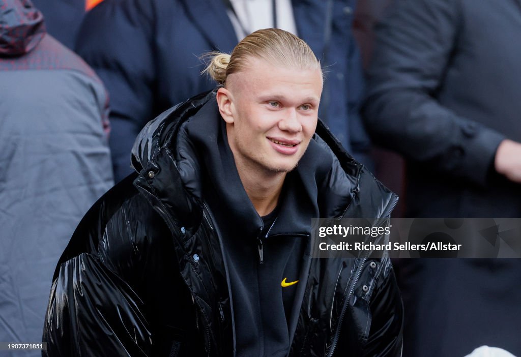 Barcelona wants to offload three 'important players' to make the signing of Haaland possible