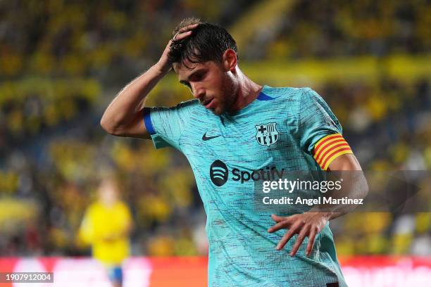 Sergi Roberto of FC Barcelona reacts during the LaLiga EA Sports match between UD Las Palmas and FC Barcelona at Estadio Gran Canaria on January 04,...