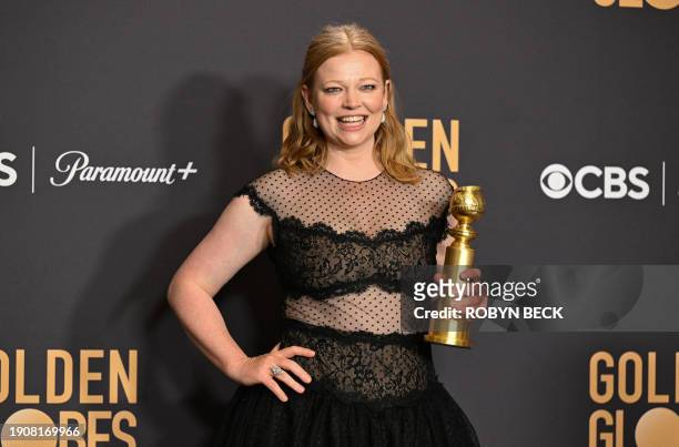 Australian actress Sarah Snook poses with the award for Best Performance by a Female Actor in a Television Series - Drama for "Succession" in the...