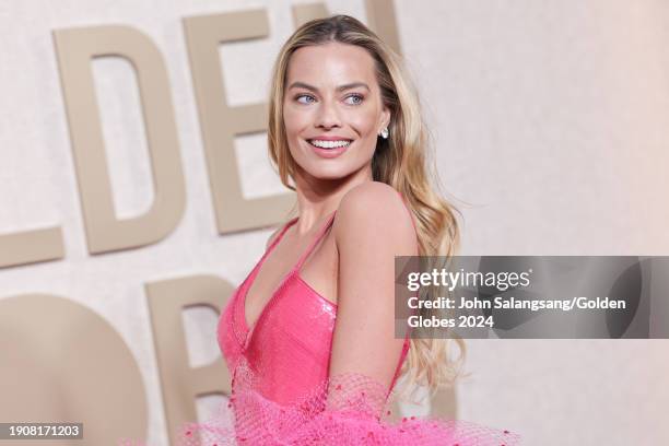 Margot Robbie at the 81st Golden Globe Awards held at the Beverly Hilton Hotel on January 7, 2024 in Beverly Hills, California.