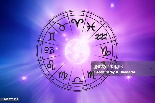 zodiac signs inside of horoscope circle. astrology in the sky with many stars and moons astrology and horoscopes concept - astrologie photos et images de collection