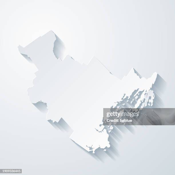 stockillustraties, clipart, cartoons en iconen met cumberland county, maine. map with paper cut effect on blank background - portland maine