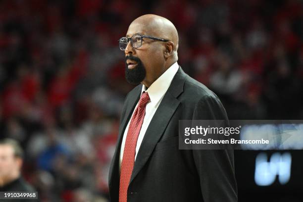 Head coach Mike Woodson of the Indiana Hoosiers watches action against the Nebraska Cornhuskers in the second half at Pinnacle Bank Arena on January...