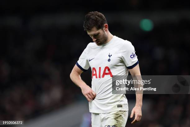 Ben Davies of Tottenham Hotspur reacts during the Emirates FA Cup Third Round match between Tottenham Hotspur and Burnley at Tottenham Hotspur...