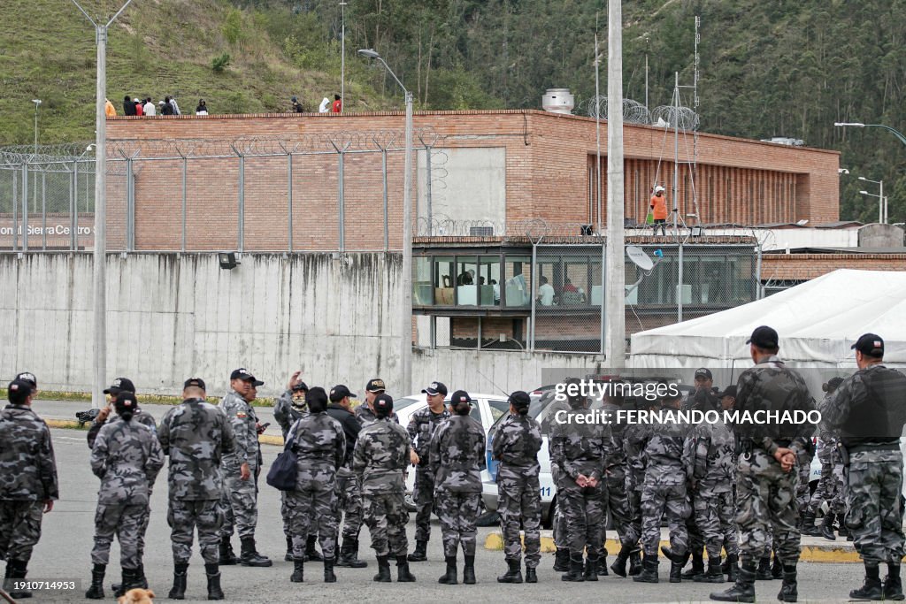 ECUADOR-PRISON-SECURITY-OPERATION-RIOT