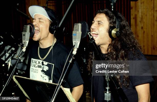 Slyr Rapper 4,516 Us American Band Slayer Stock Photos, High-Res Pictures, and ...