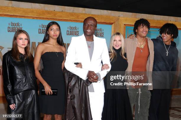 Leni Klum, Lou Samuel, Seal, Laura Strayer, Henry Günther Ademola Dashtu Samuel and Johan Riley Fyodor Taiwo Samuel attend the Los Angeles Premiere...