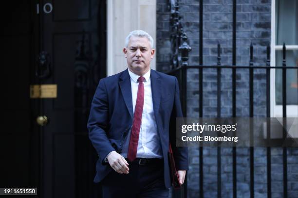 Steve Barclay, UK environment secretary, departs following a weekly meeting of cabinet ministers at 10 Downing Street in London, UK, on Tuesday, Jan....