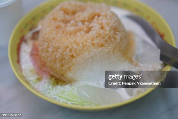 shave ice - snow cone stock pictures, royalty-free photos & images