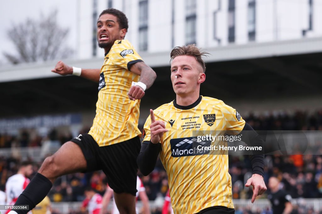 Maidstone United v Stevenage - Emirates FA Cup Third Round
