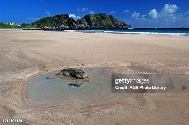 Praia do Meio, Fernando de Noronha, Pernambuco, Brazil.