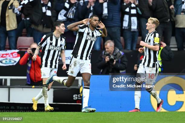 Alexander Isak of Newcastle United celebrates scoring his team's third goal from the penalty spot during the Emirates FA Cup Third Round match...