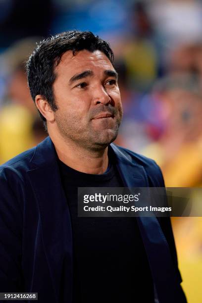 Deco, sports director of FC Barcelona looks on during the LaLiga EA Sports match between UD Las Palmas and FC Barcelona at Estadio Gran Canaria on...