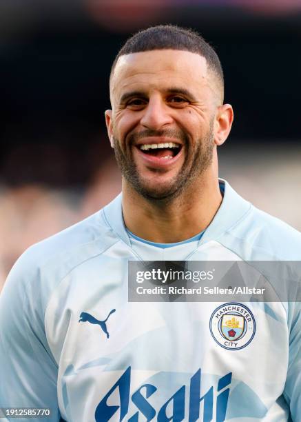 Kyle Walker of Manchester City warms up before the Emirates FA Cup Third Round match between Manchester City and Huddersfield Town at Etihad Stadium...