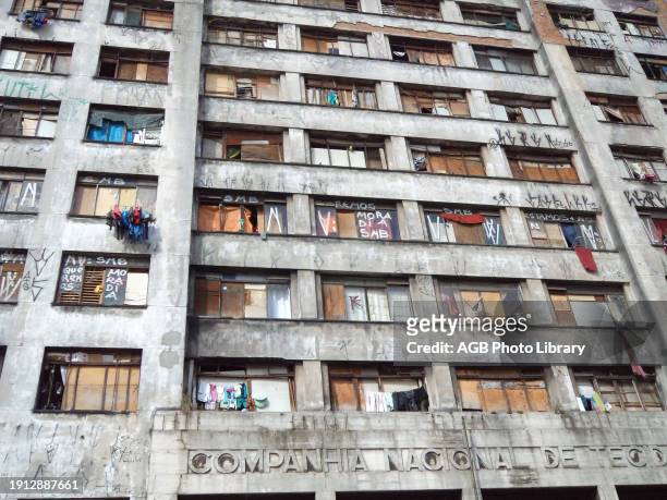 Decaying building, Rua Brigadeiro Tobias Capital Center, Sao Paulo, Brazil.
