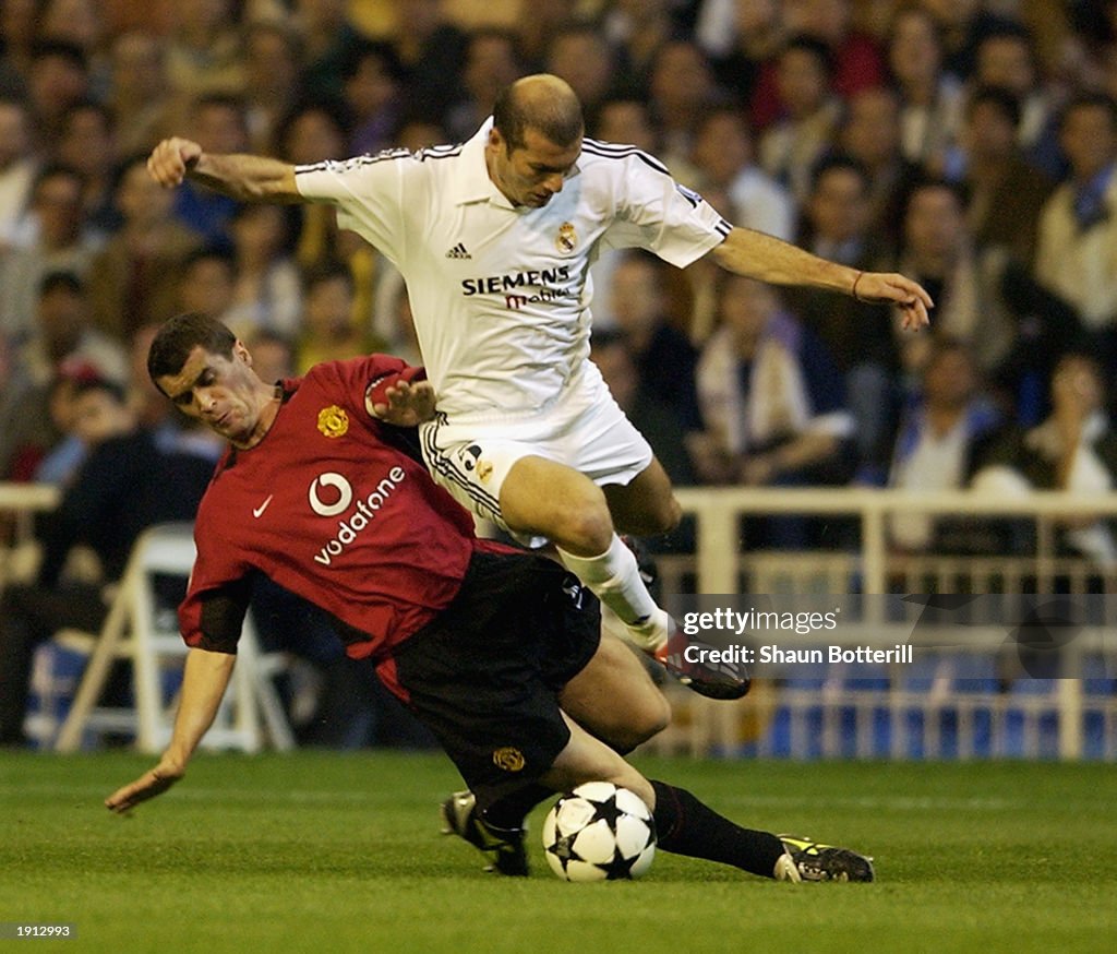 Zinedine Zidane of Real Madrid and Roy Keane of Manchester United