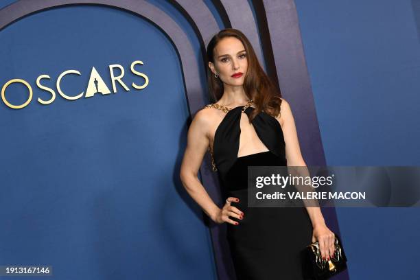 Israeli actress Natalie Portman arrives for the Academy of Motion Picture Arts and Sciences' 14th Annual Governors Awards at the Ray Dolby Ballroom...