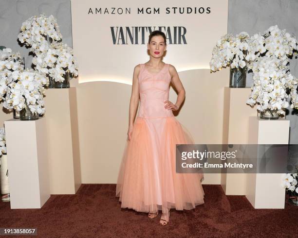 Rosamund Pike attends the Vanity Fair and Amazon MGM Studios awards season celebration at Bar Marmont on January 06, 2024 in Los Angeles, California.