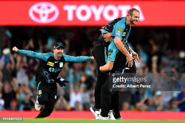 Paul Walter of the Heat celebrates the victory during the BBL match between Brisbane Heat and Hobart Hurricanes at The Gabba, on January 07 in...
