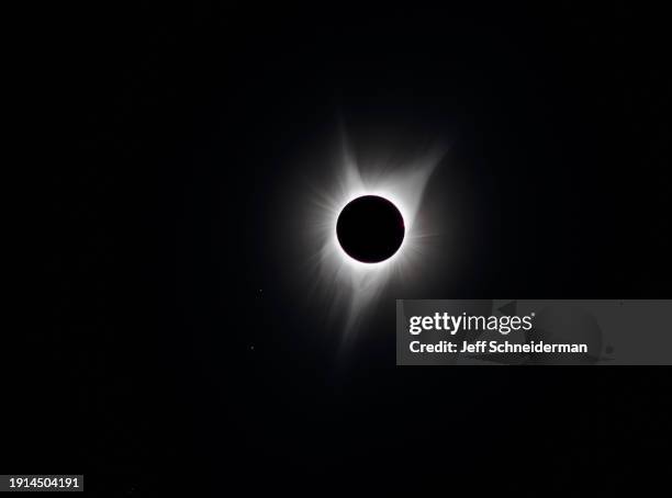 2017 total eclipse of the sun - solar eclipse stock-fotos und bilder