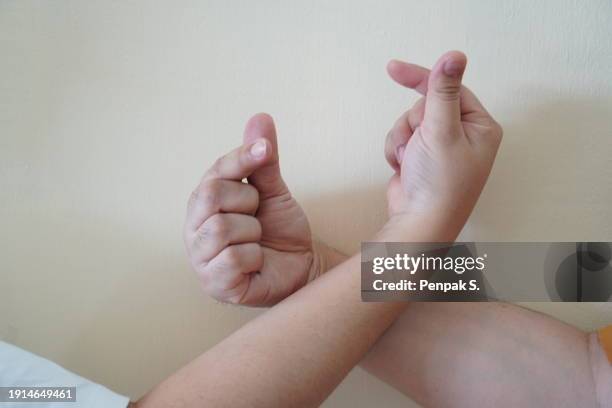 Arguing Body Language 48 Woman Body Language Arguing Stock Photos, High-Res Pictures, and ...