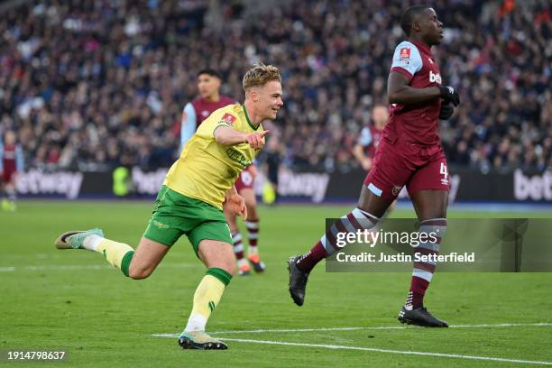 Tommy Conway of Bristol City celebrates scoring his team's first goal during the Emirates FA Cup Third Round match between West Ham United and...